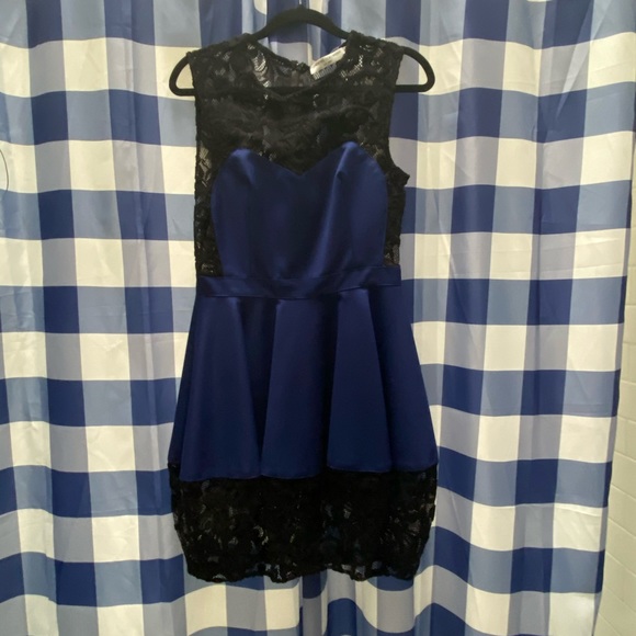 Opening Ceremony Cocktail Dress - Picture 2 of 6